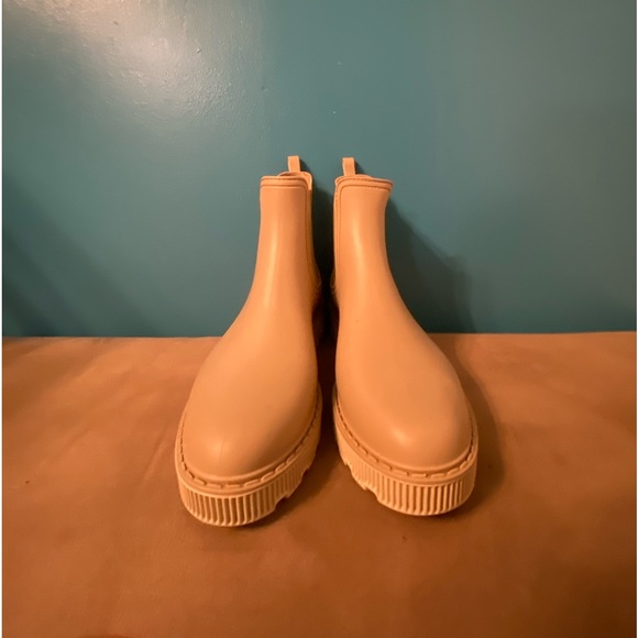 Women boots. - Picture 4 of 6